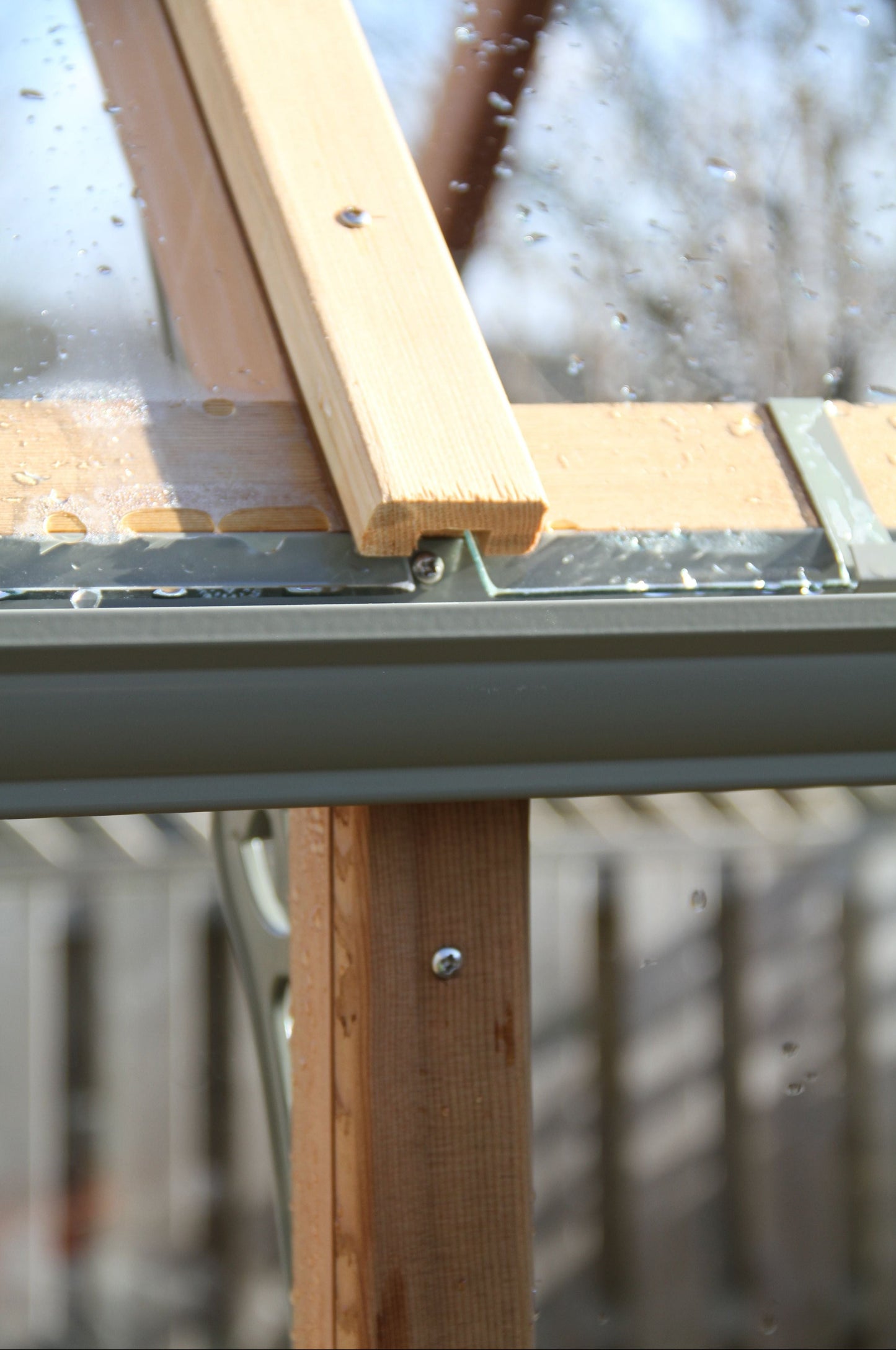 Alton Lancing Glass to Ground Greenhouse