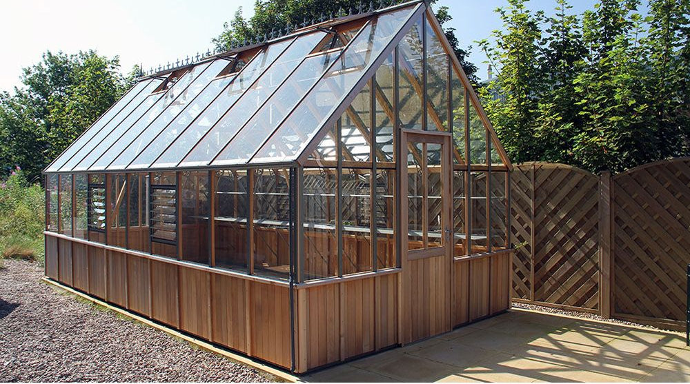 Alton Westminster Victorian Cedar Greenhouses, Cedar Wood & Tempered Glass / 10' x 16'8