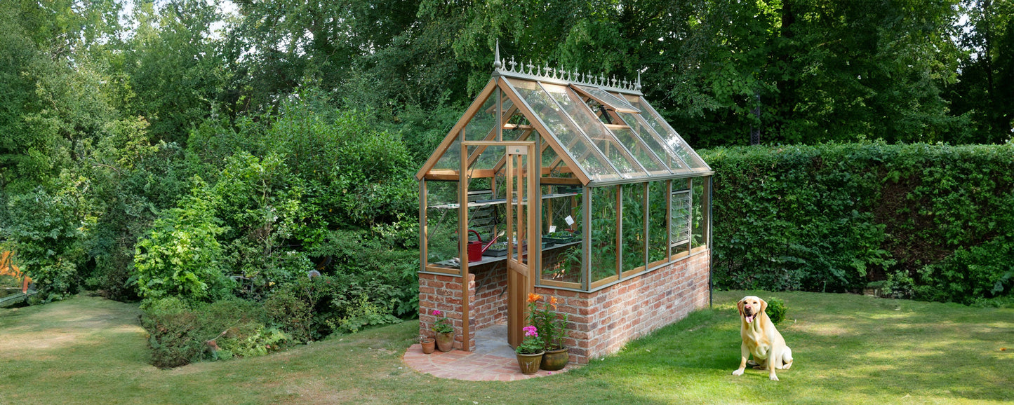 Alton Eton Cedar Greenhouse (6'2" x 4'4")