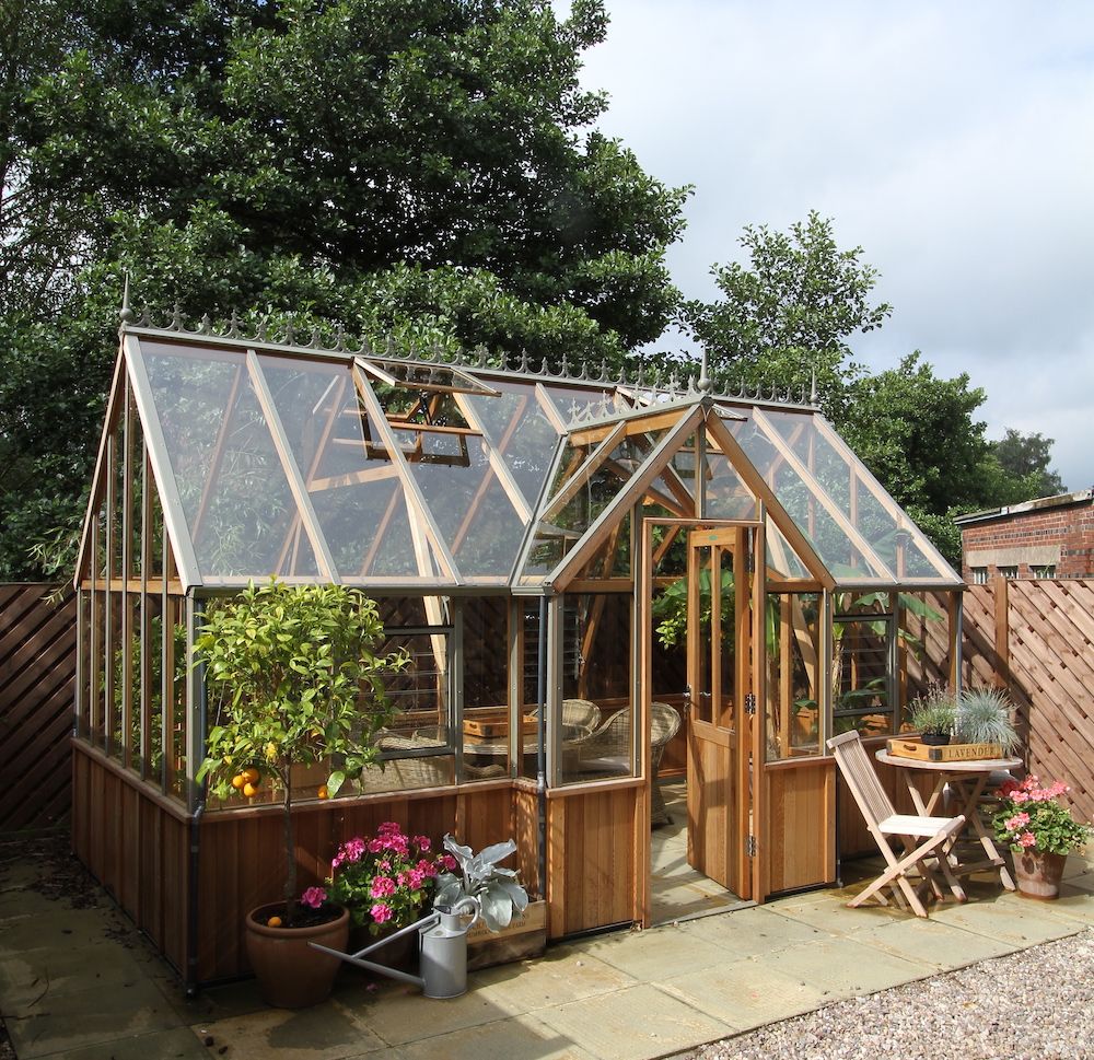 Alton Cambridge greenhouse